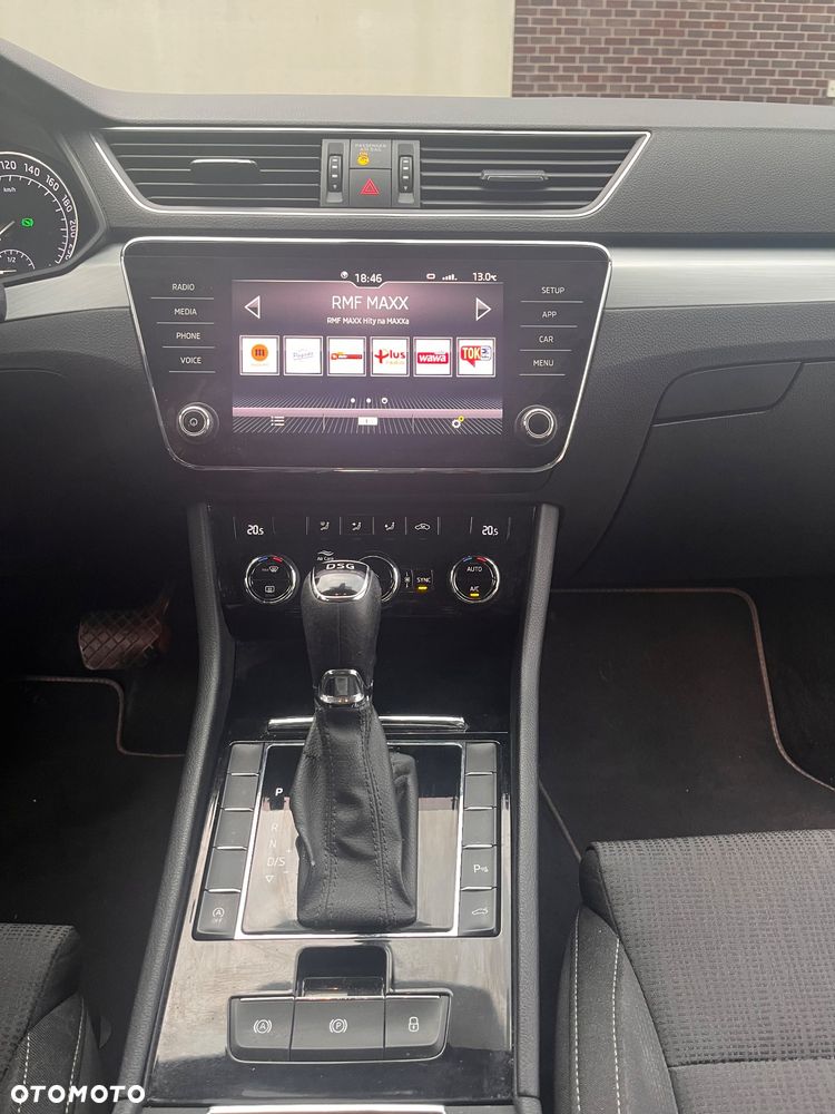 Skoda Superb 2.0 TDI Active DSG7 - 11