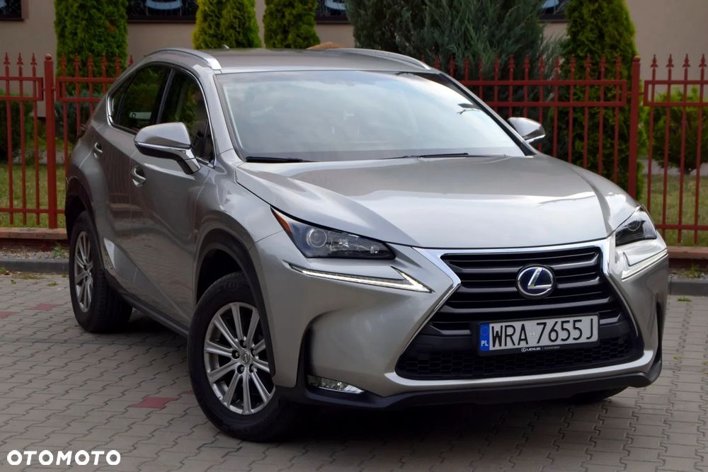 Lexus NX 300h Elite AWD - 2