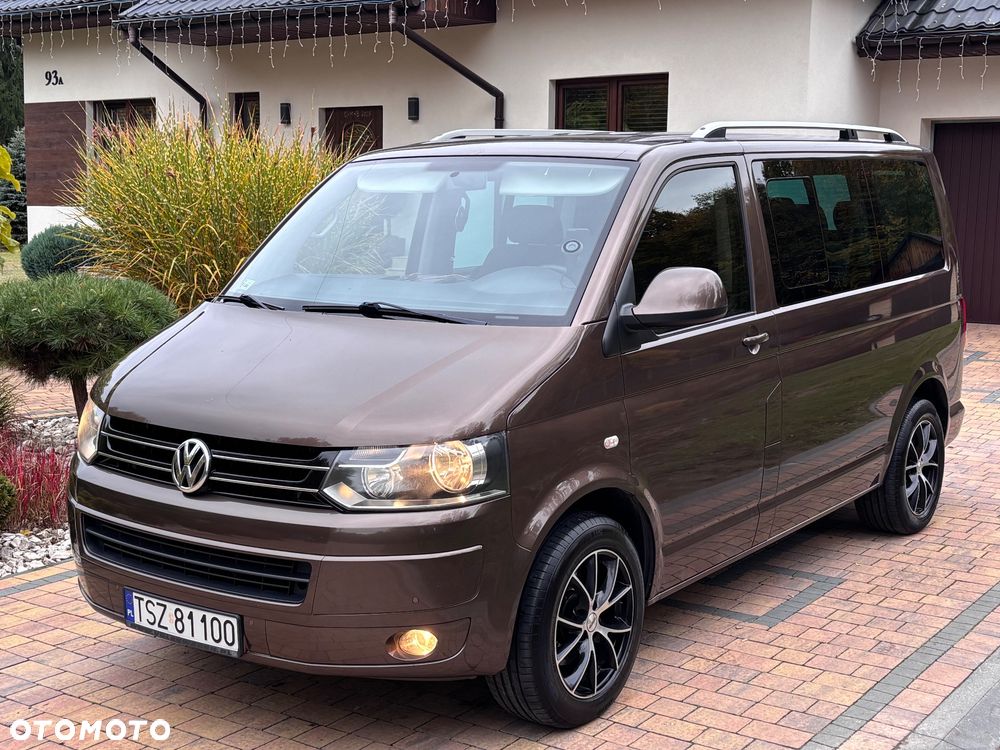 Volkswagen Caravelle - 11