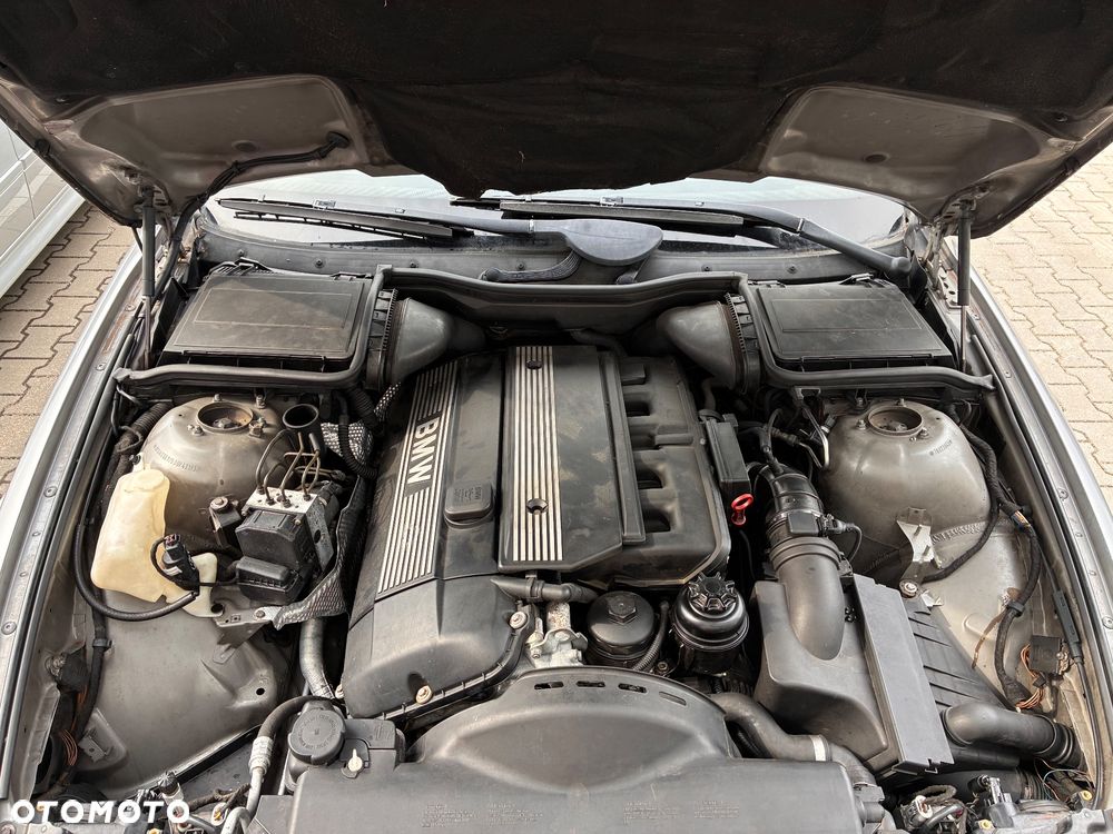 BMW Seria 5 - 8