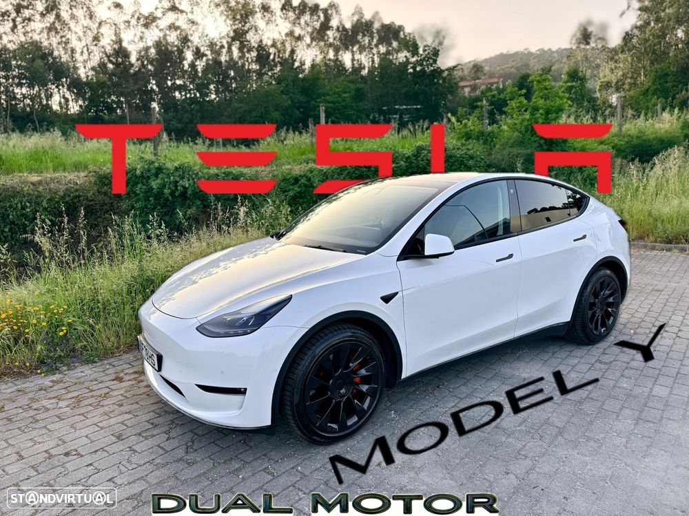 Tesla Model Y - 1