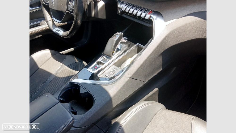 Peugeot 3008 - 23