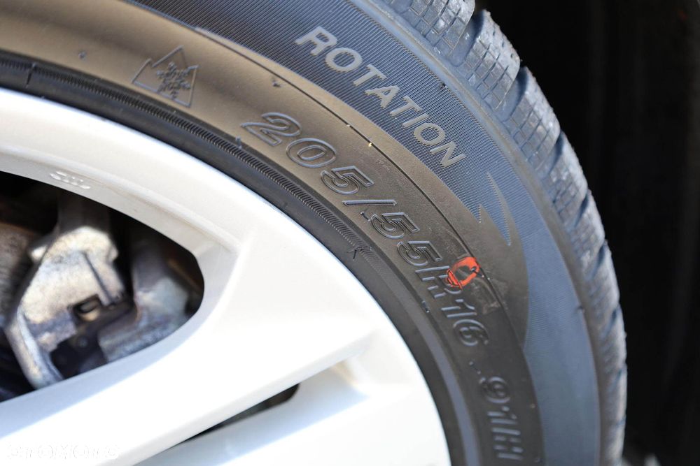 Toyota Corolla 1.8 Hybrid Comfort - 10