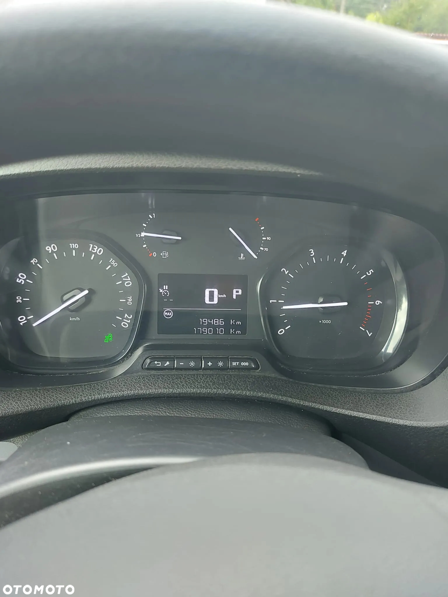 Peugeot Expert 2.0 BlueHDi Standard 2,8t (bryg.) - 8