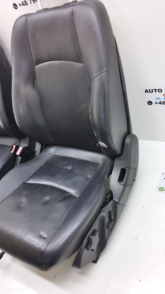 Mercedes C Klasa W203 Siedzenia Fotele Przód Skóra Czarna - 5