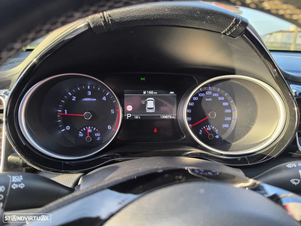 Kia Ceed 1.6 CRDi GT Line 7DCT - 41