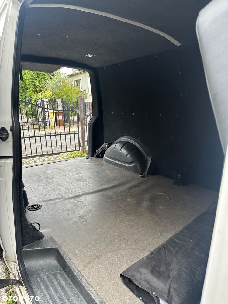 Volkswagen Transporter T5 T6 (Kamper) - 27