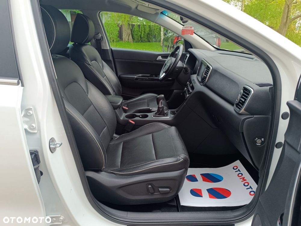 Kia Sportage 1.7 CRDI 2WD Dream-Team Edition - 33