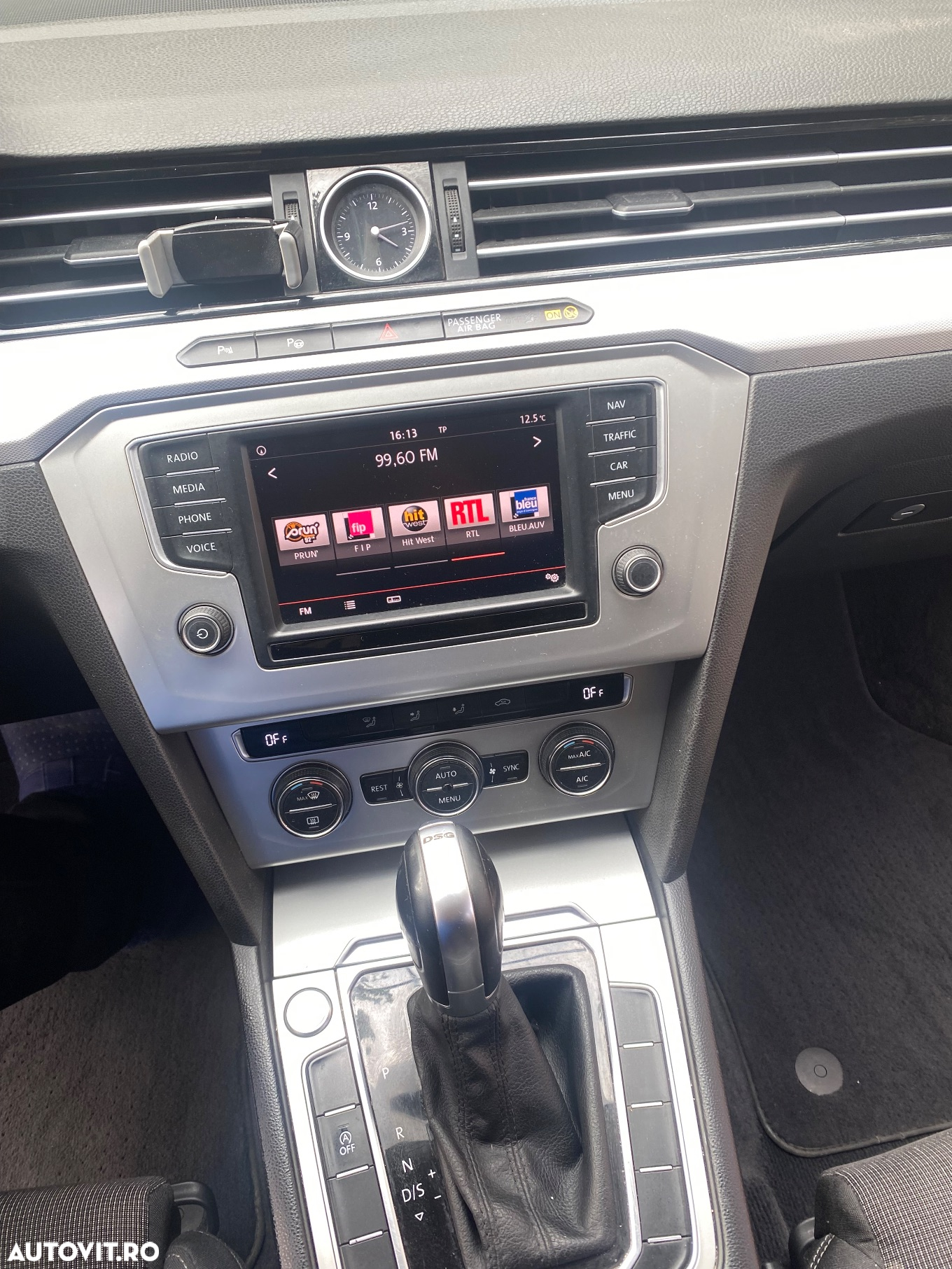 Volkswagen Passat 2.0 TDI (BlueMotion Technology) DSG Comfortline - 13