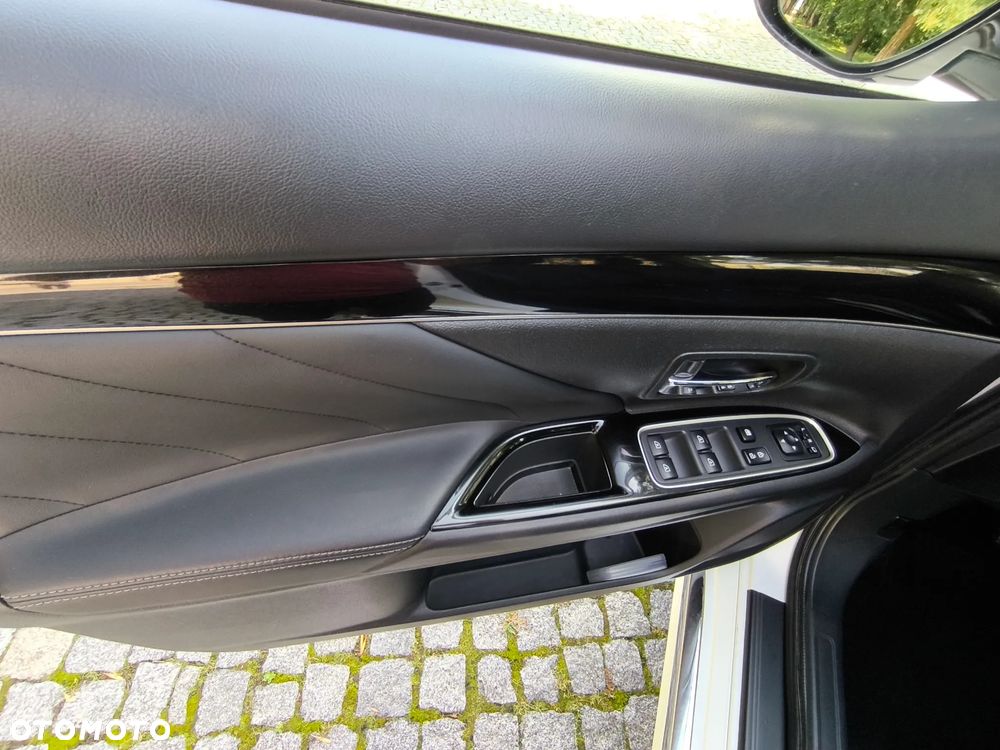 Mitsubishi Outlander 2.4 4WD - 28