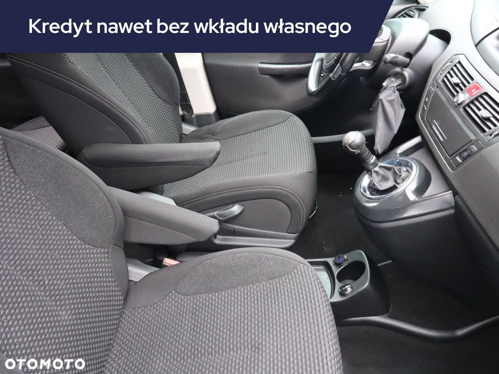 Citroën C4 Picasso - 11