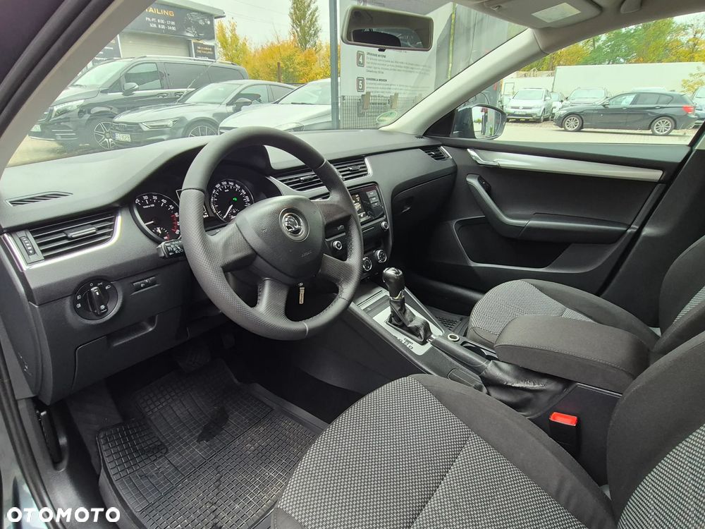 Skoda Octavia 1.6 TDI Edition DSG - 26