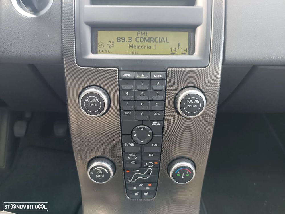 Volvo C30 1.6 D - 19