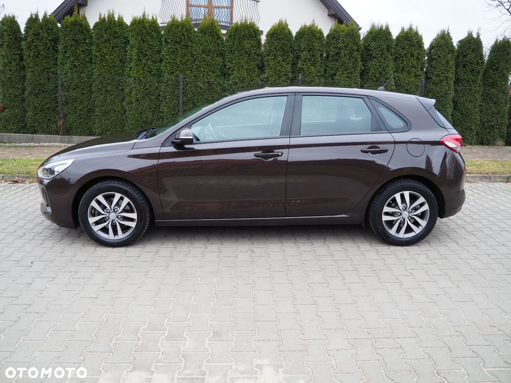 Hyundai i30 1.6 D Comfort - 8