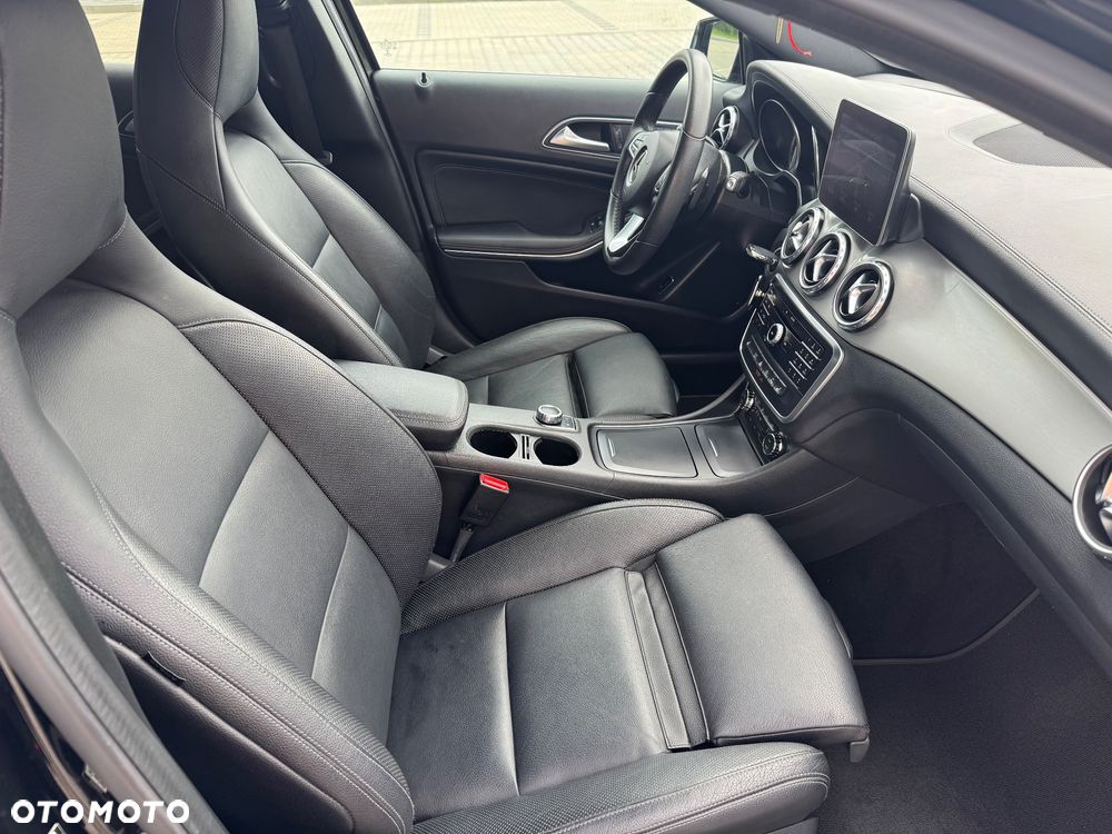 Mercedes-Benz GLA 200 (CDI) d 7G-DCT - 8