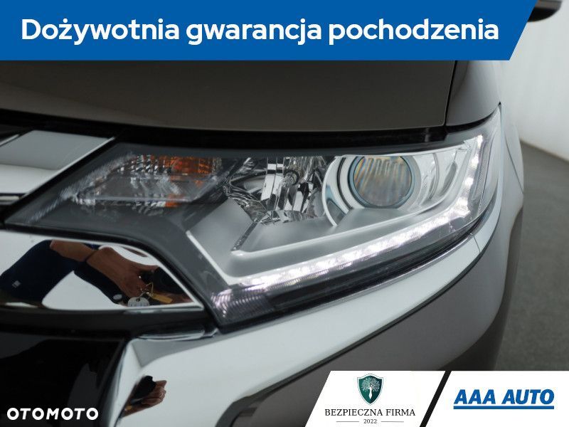 Mitsubishi Outlander - 21
