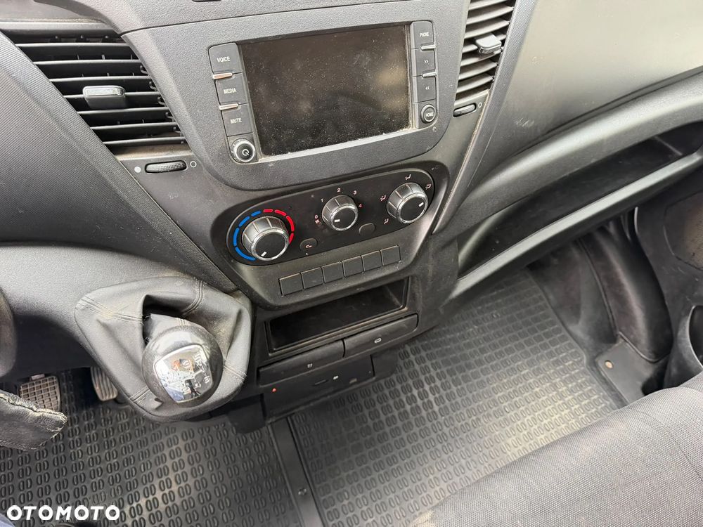 Iveco DAILY 35s170 - 24