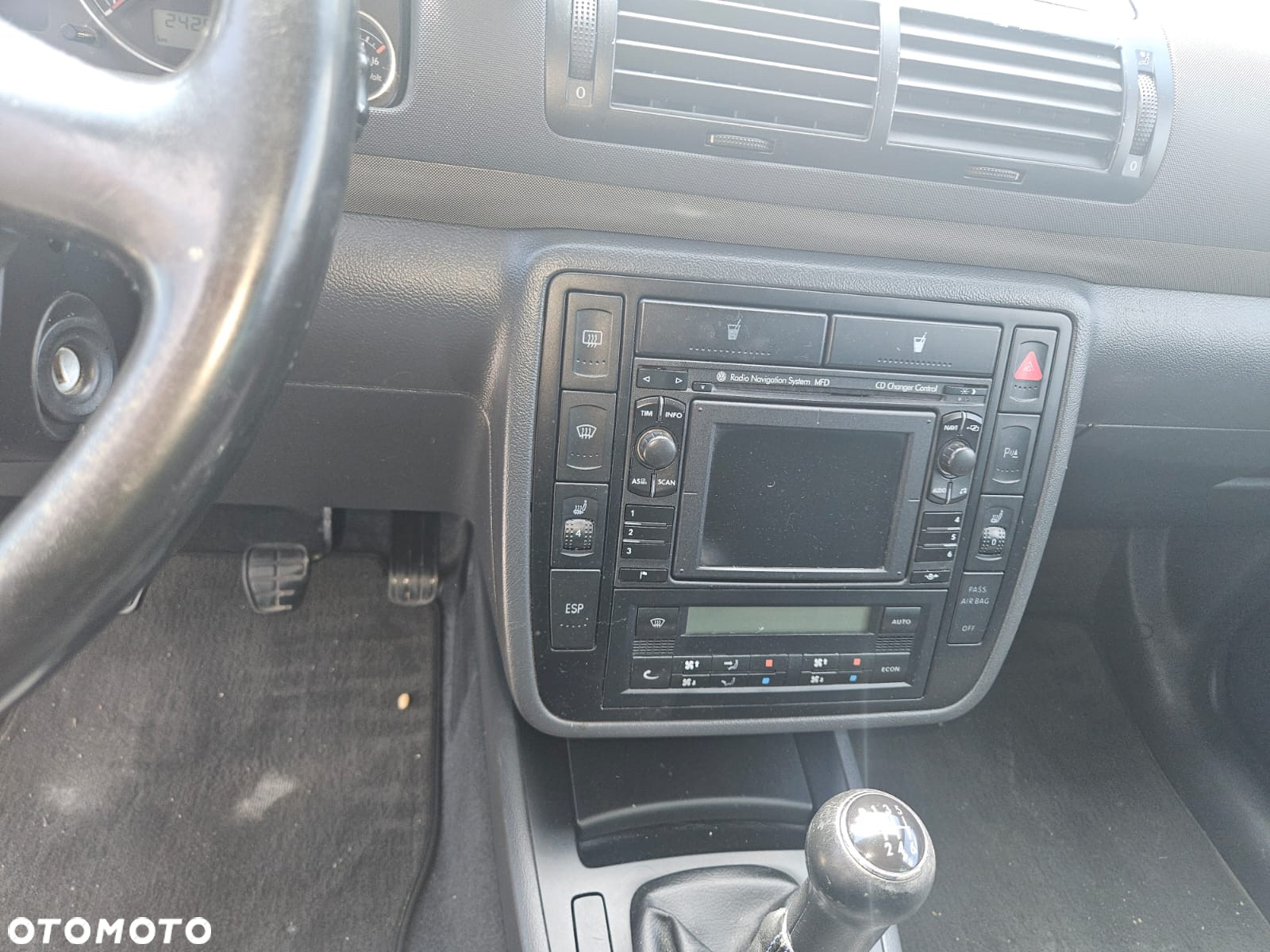 Volkswagen Sharan - 10