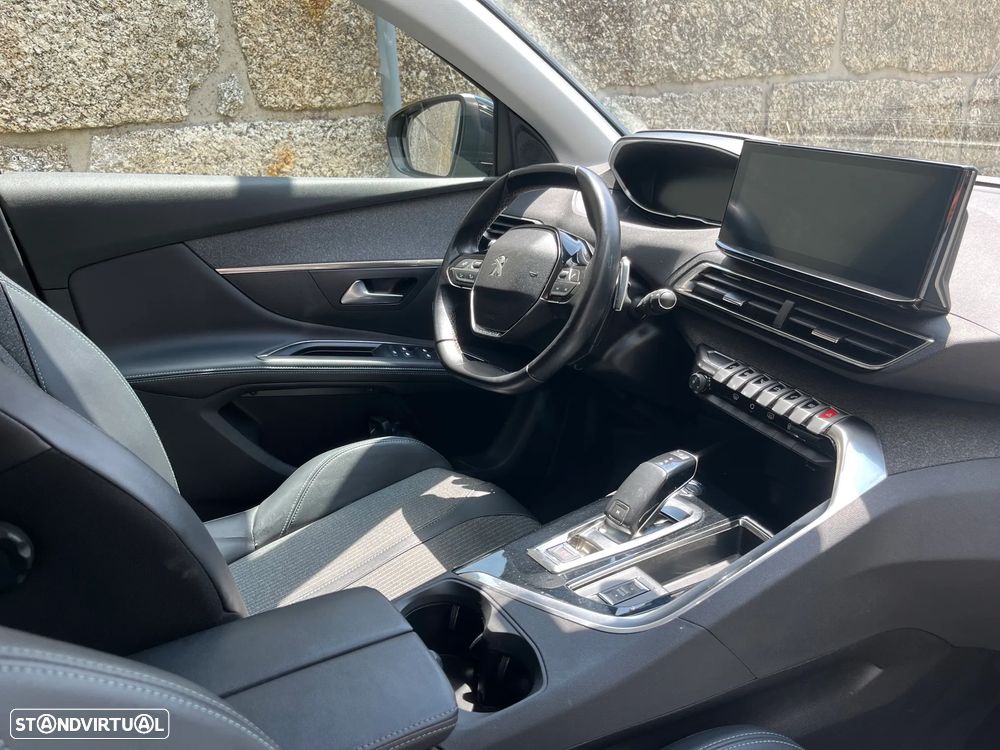 Peugeot 5008 1.5 BlueHDi Allure Pack EAT8 - 12