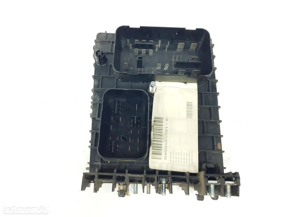 CAIXA RELÉS / FUSÍVEIS VOLKSWAGEN CADDY III BREAK FAMILIAR 2004 -2K1937535A - 3