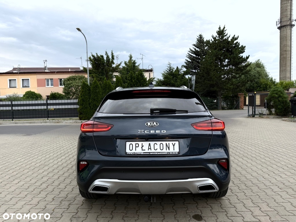 Kia XCeed - 10