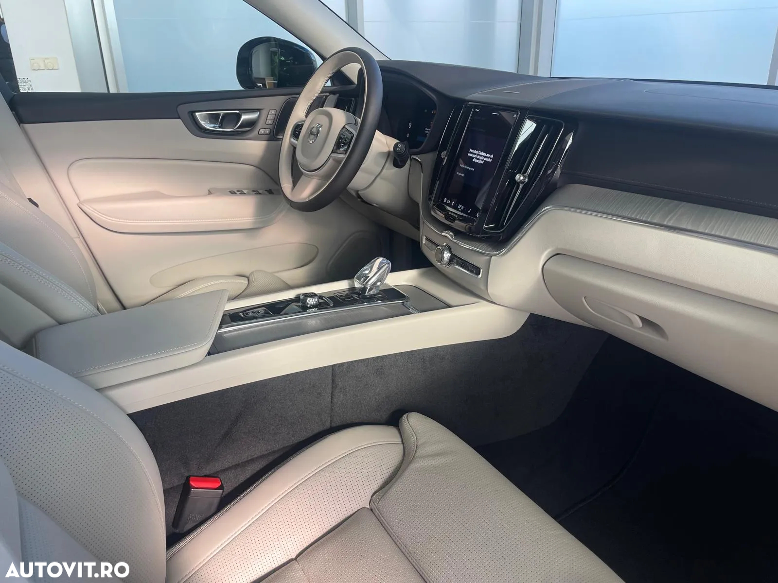 Volvo XC 60 Recharge T8 AWD AT Ultimate Dark - 11