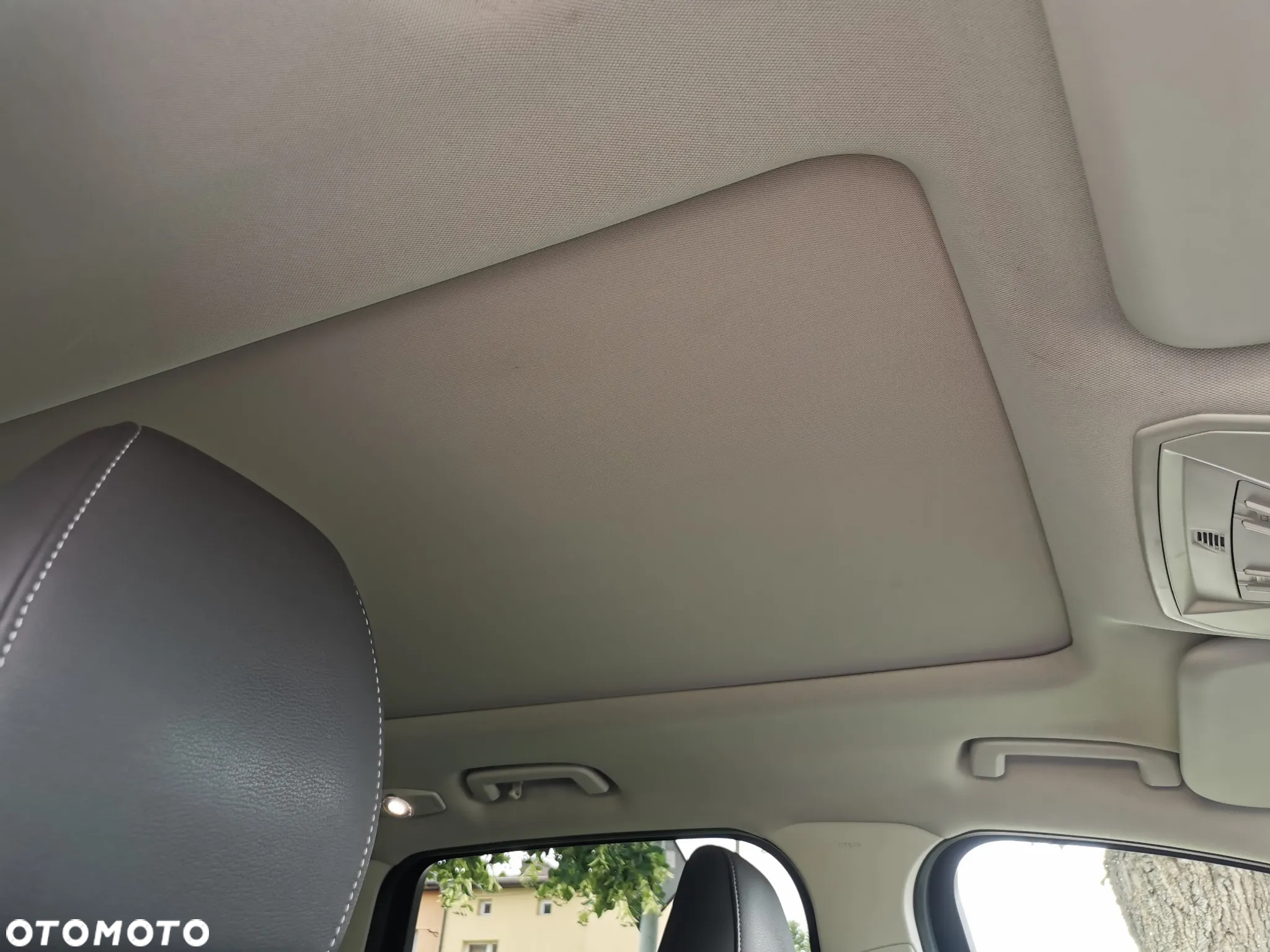 Ford Kuga 2.0 TDCi 2x4 Titanium - 17