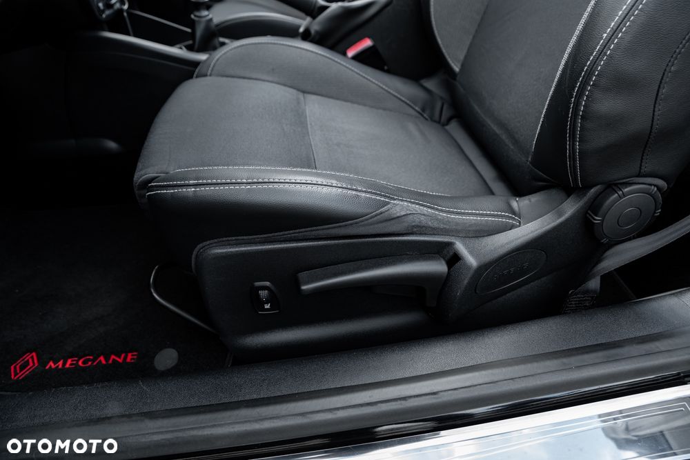 Renault Megane TCe 130 Dynamique - 36