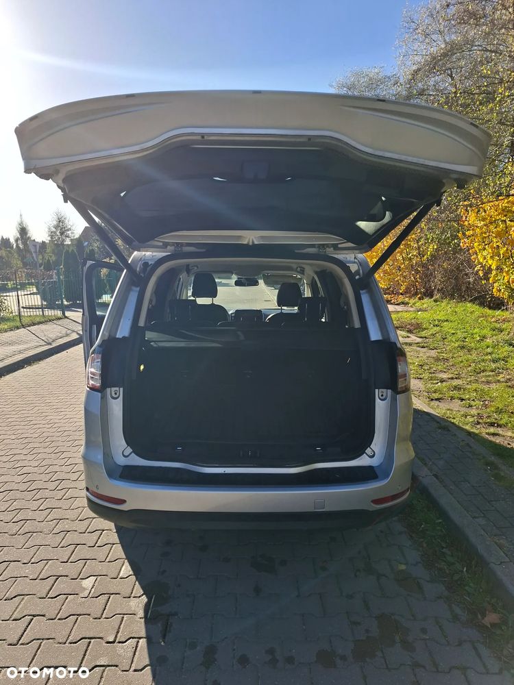 Ford Galaxy - 11