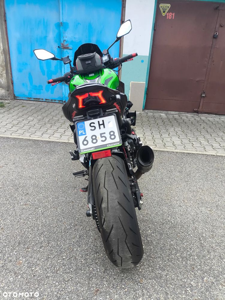 Kawasaki Z 900 - 15