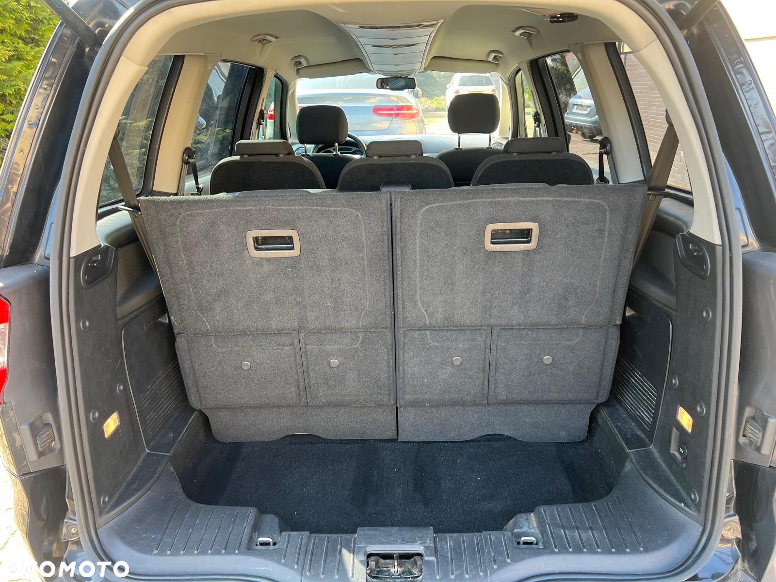 Ford Galaxy 2.0 TDCi Trend - 5