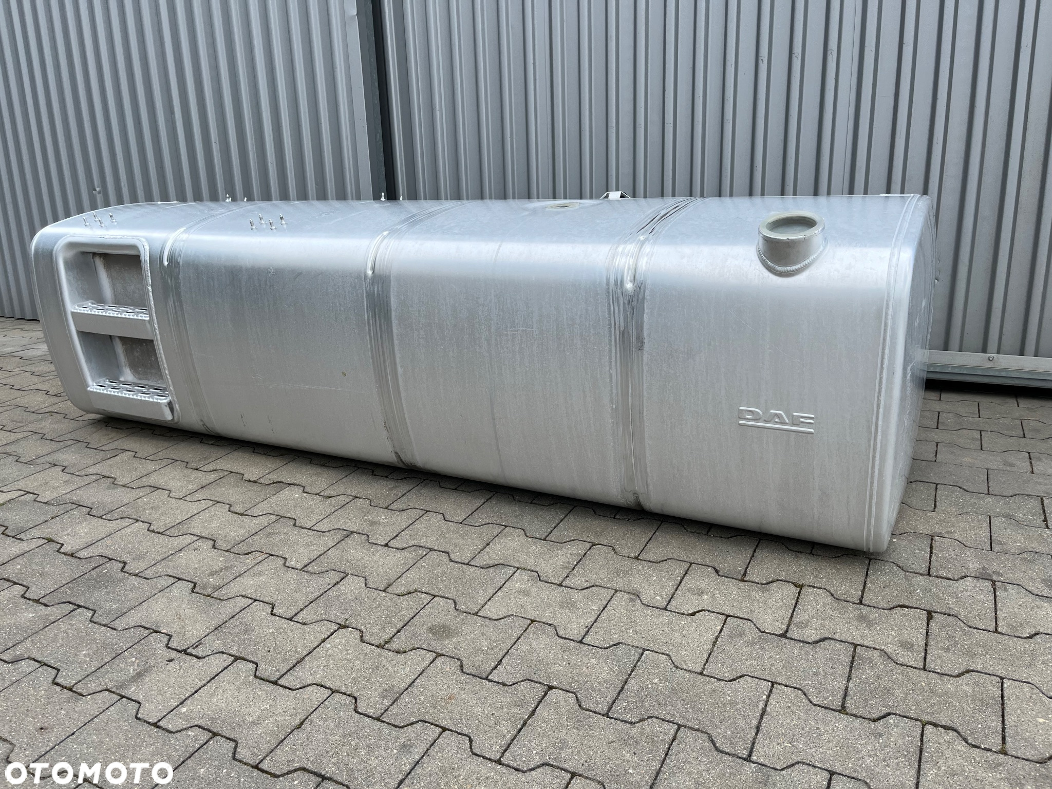 Zbiornik paliwa DAF XF CF 845 litrów bak - 3