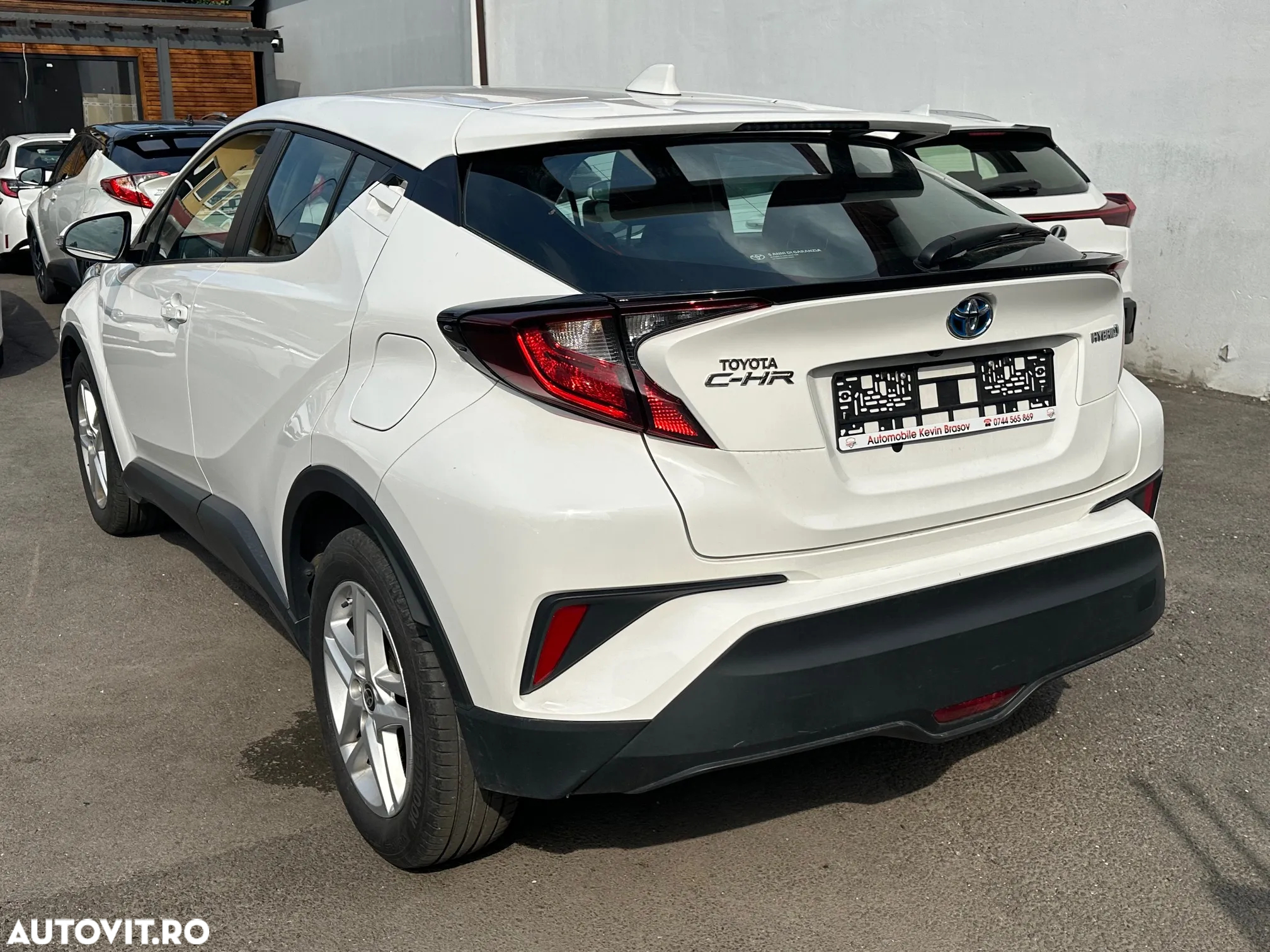 Toyota C-HR 1.8 Hybrid Business Edition - 21