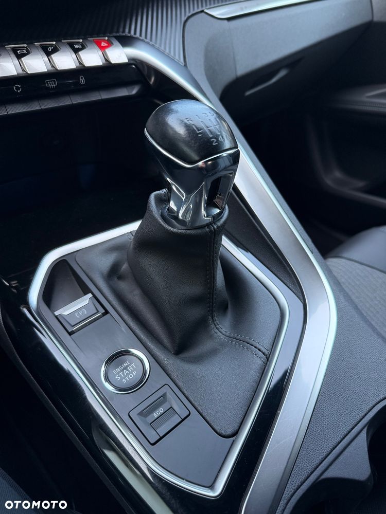 Peugeot 3008 - 32