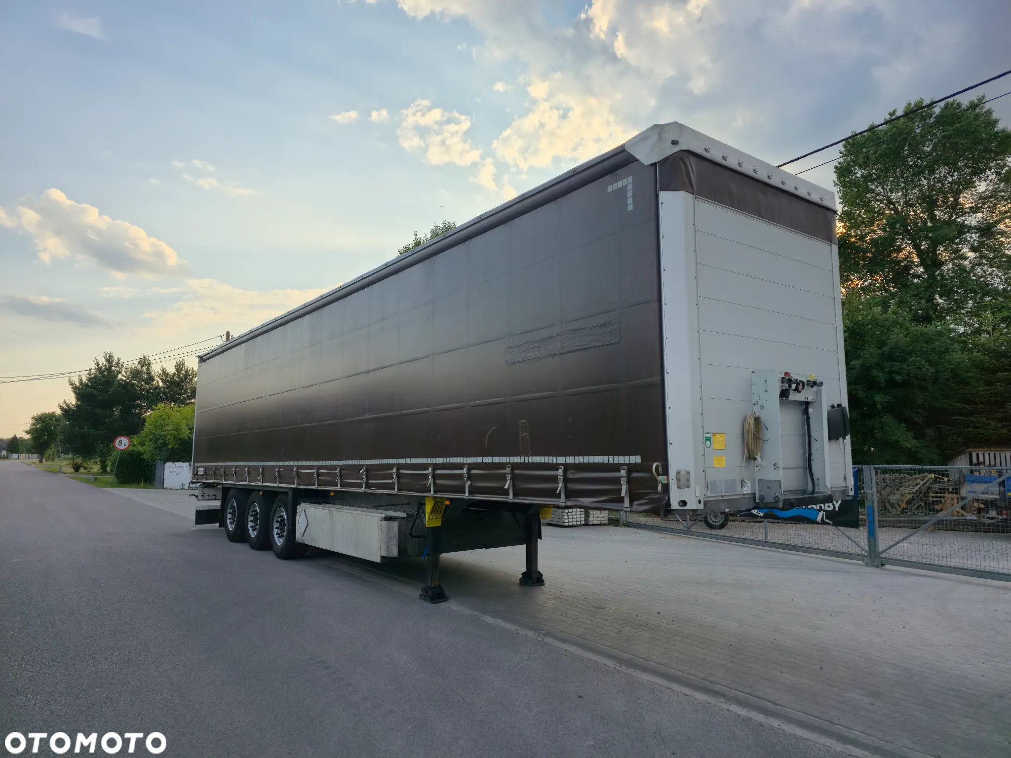 Schmitz Cargobull SCS 24/L podnoszona Oś/Paleciara/Firanka Kod XL - 5
