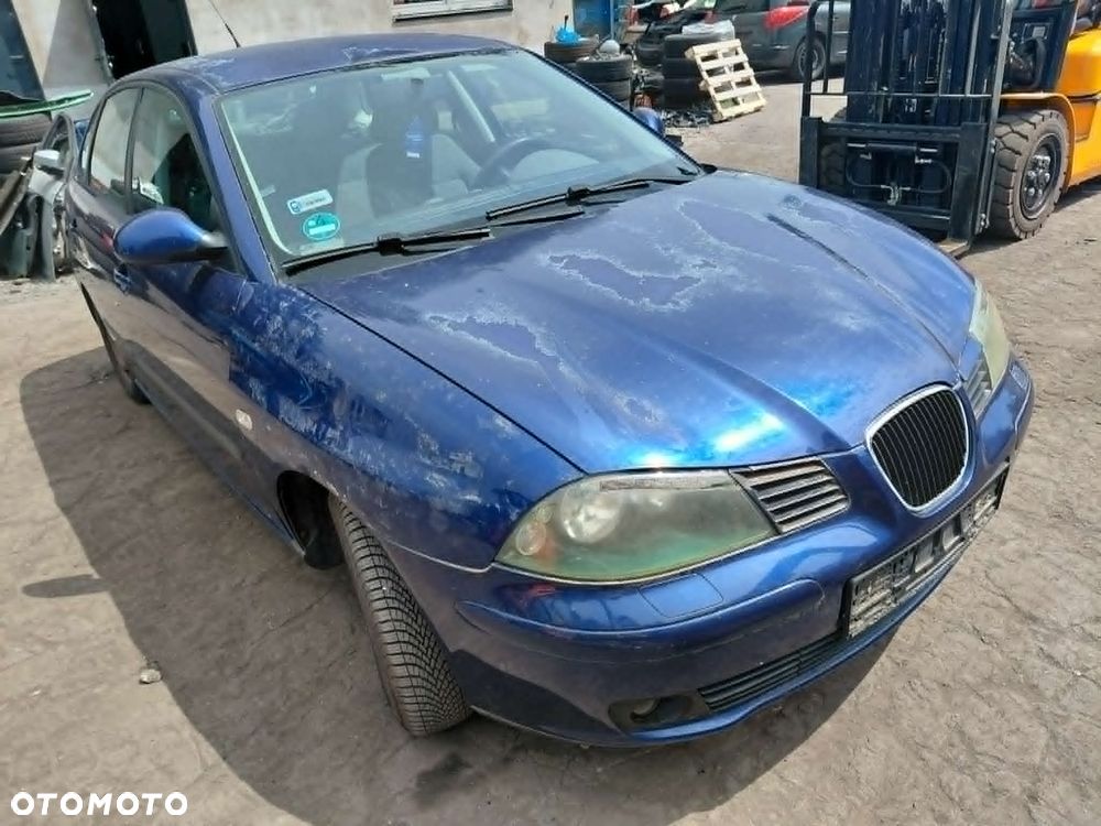 Na części: Seat Ibiza  Rok 2002 Pojemność 1390 Moc 74 Benzyna