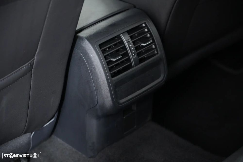 VW Arteon 2.0 TDI Elegance DSG - 40