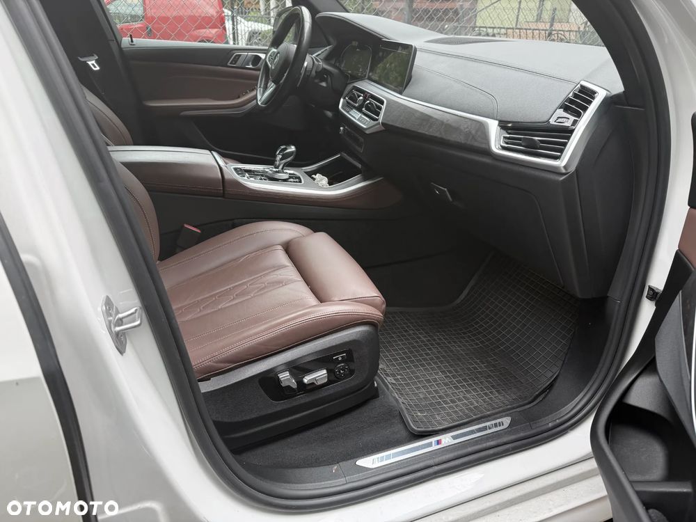 BMW X5 xDrive45e - 2