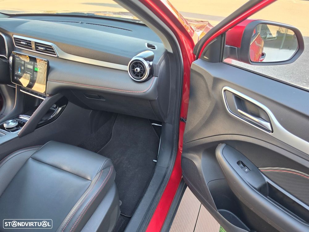 MG ZS EV 72.6 kWh Luxury - 35