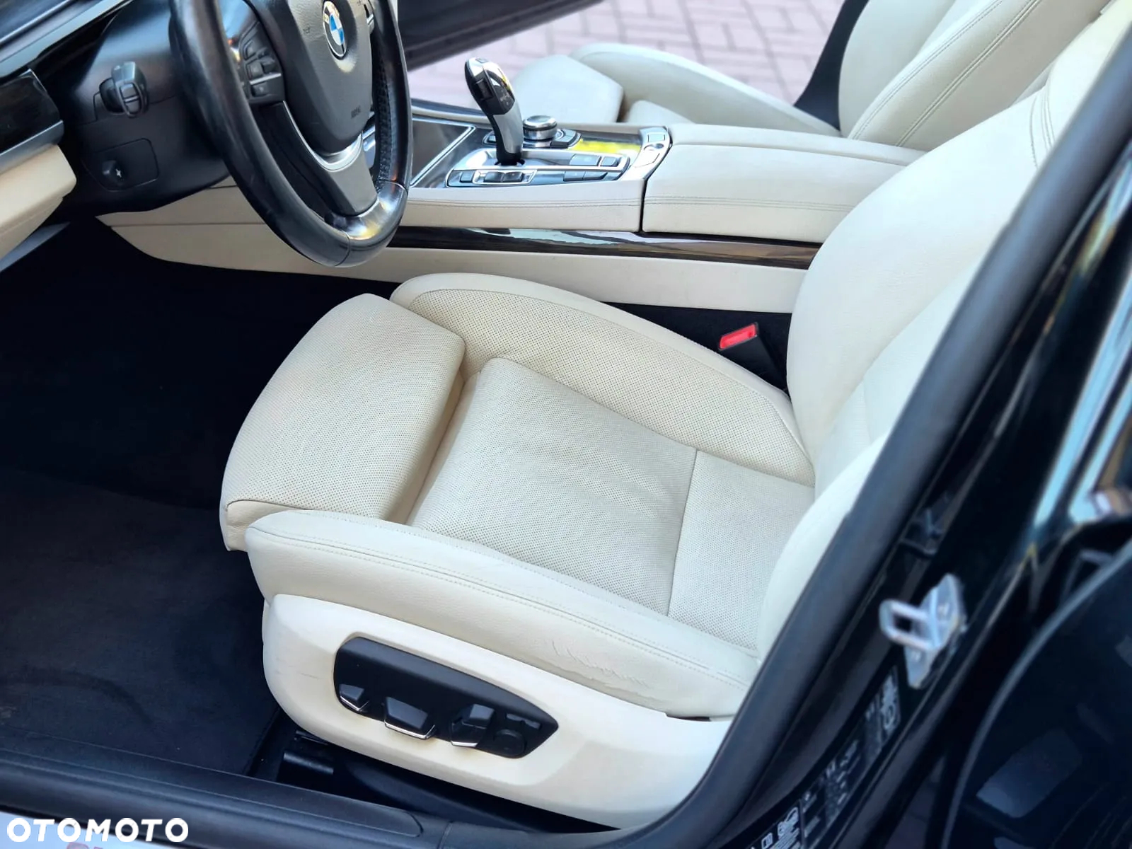 BMW Seria 7 740d xDrive - 19