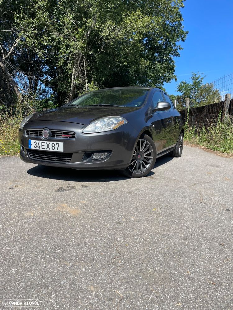 Fiat Bravo 1.9 M-Jet Sport - 2
