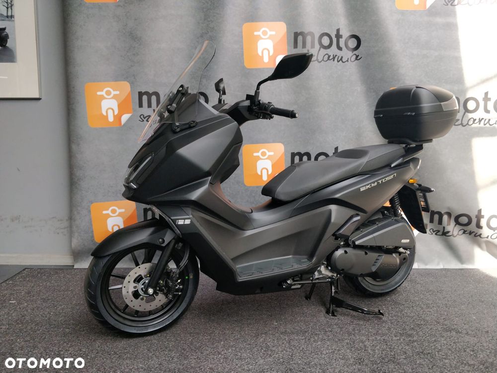 Kymco Skytown - 13