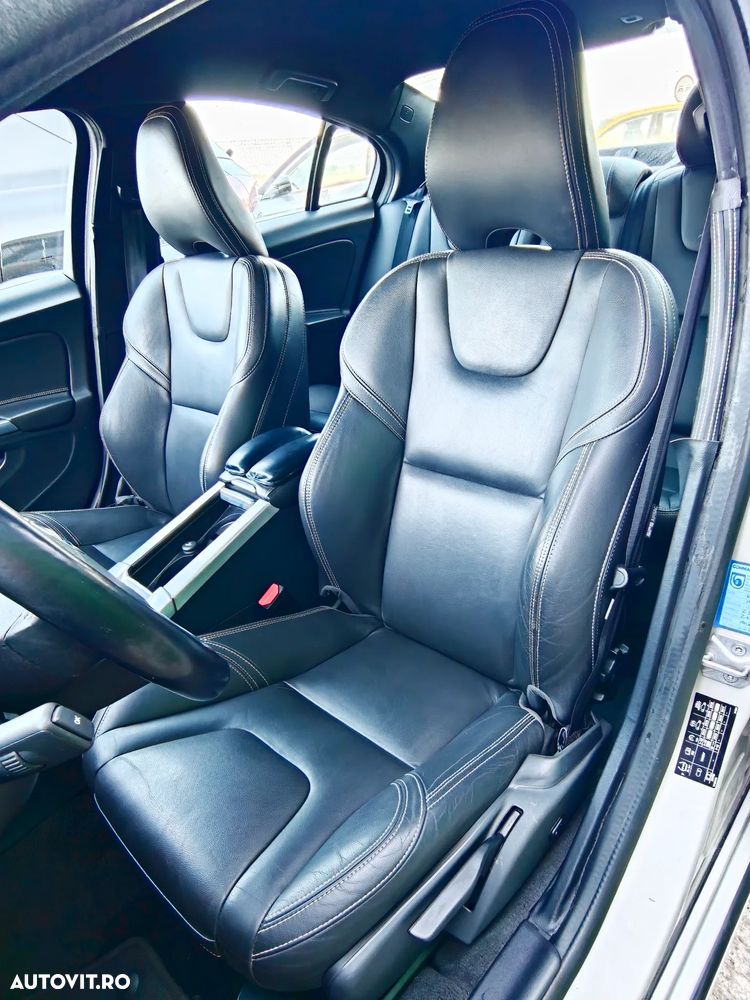 Volvo S60 D3 Geartronic Summum - 15