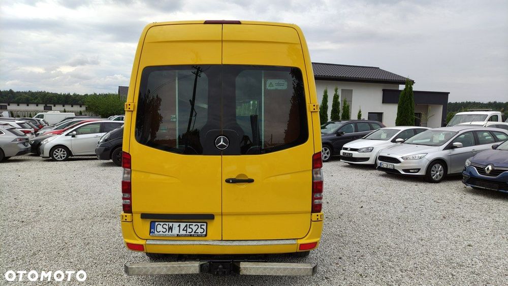 Mercedes-Benz Sprinter - 15