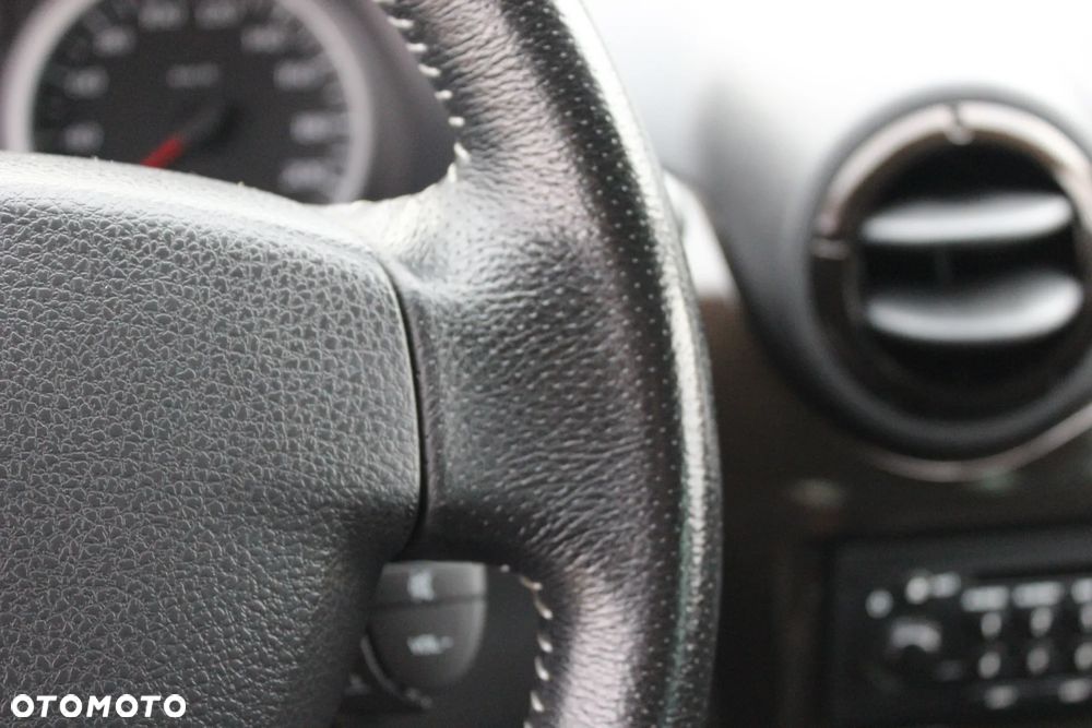 Dacia Duster 1.6 16V 4x2 Ambiance - 31