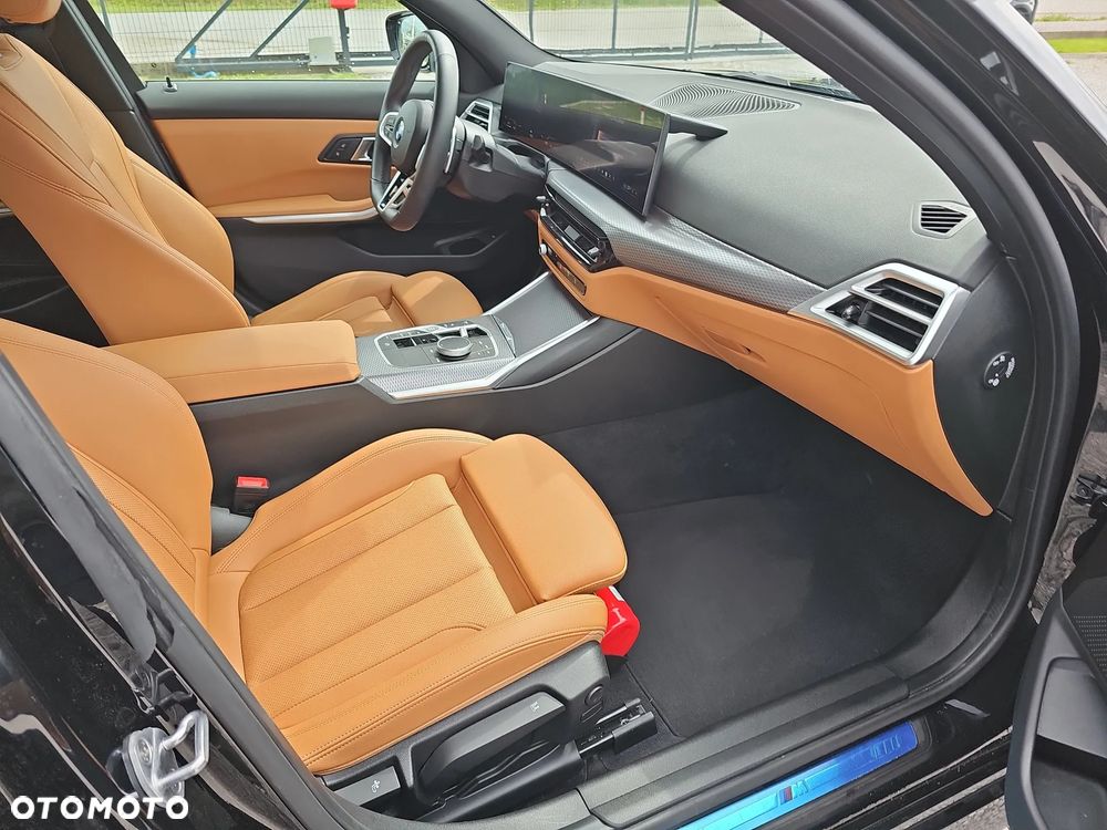 BMW Seria 3 318i M Sport - 20