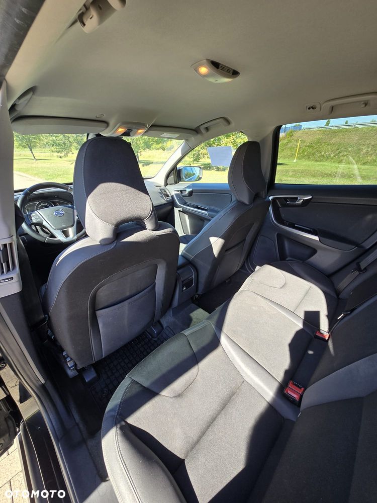Volvo XC 60 - 8