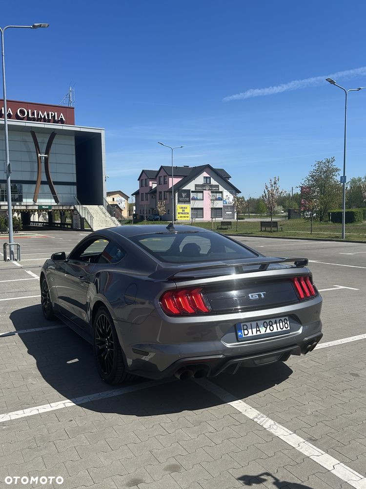 Ford Mustang - 5