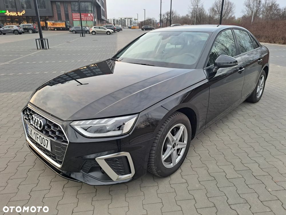 Audi A4 Limousine 35 TFSI mHEV Advanced S tronic - 1