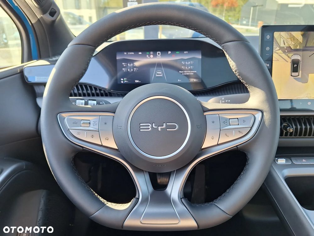 BYD Dolphin - 8
